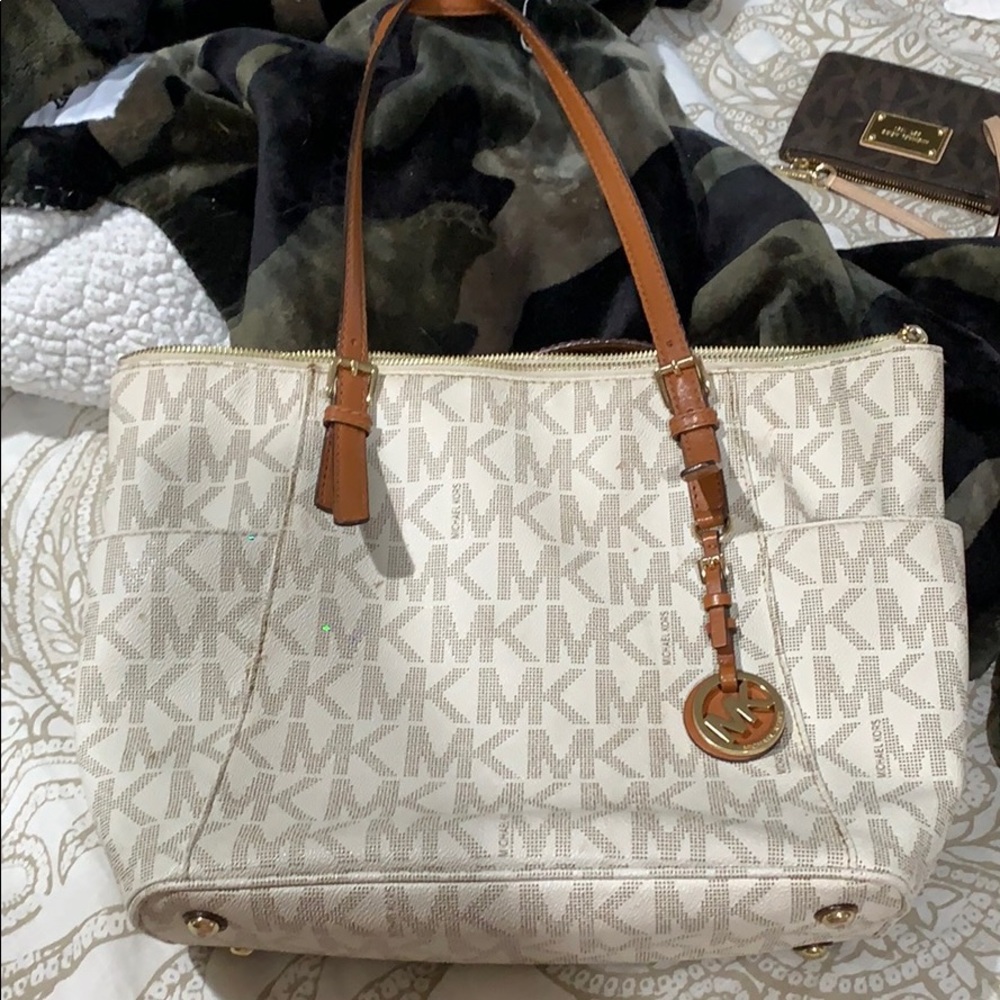 Mk tote